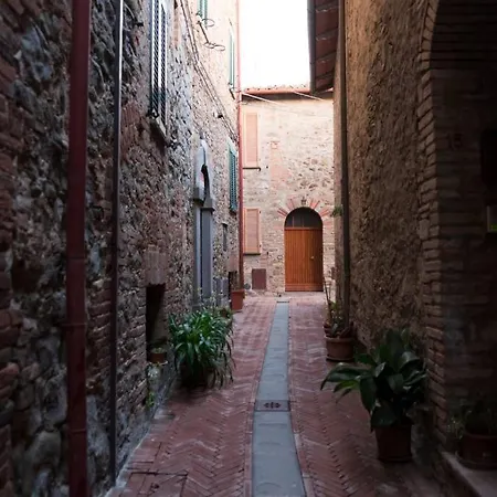 Torre Di Orlando Castiglione della Valle